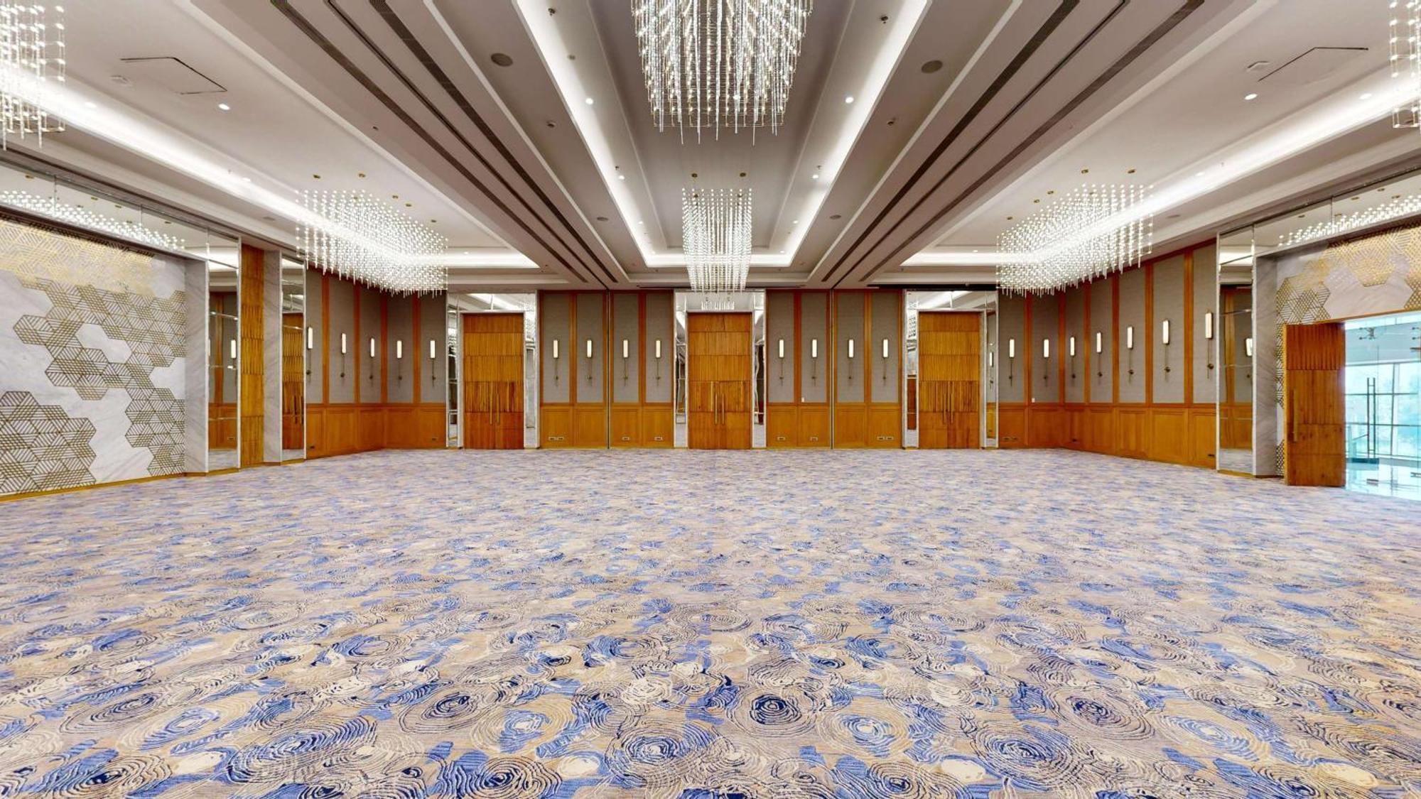 Radisson Gurugram Udyog Vihar Hotel Gurgaon Exterior photo